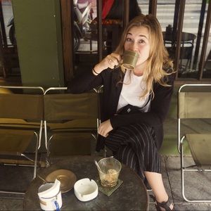 Meet your Posher, Elizabeth